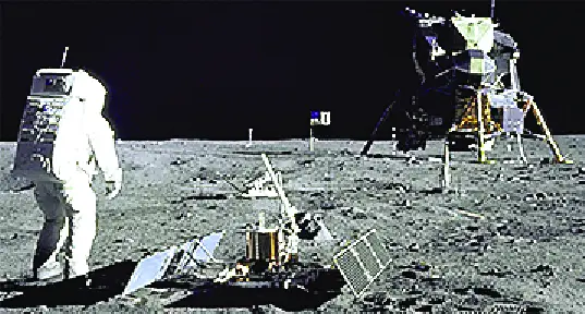 Astronauts upon the moon